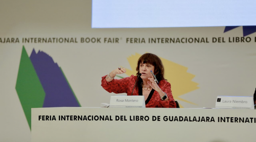 Rosa Montero en la FIL de Guadalajara.